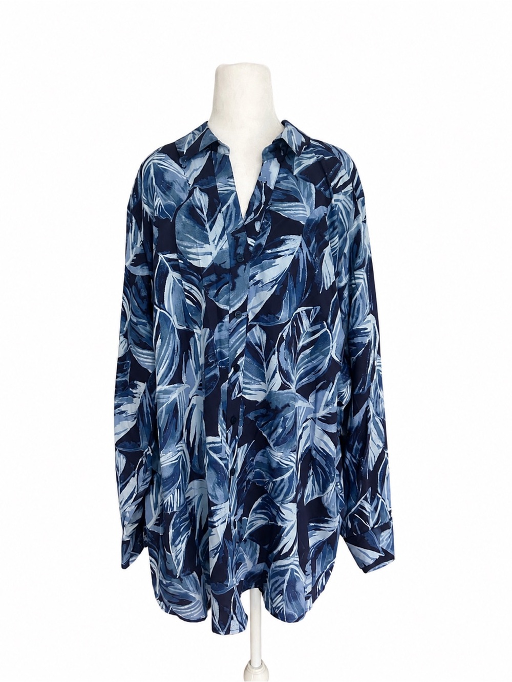 NWT Foxcroft NYC 24W Blouse Blue Navy Tropical Leaf Wrinkle Free Shaped Shirt